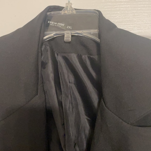 Brand new blazer. - Picture 3 of 3